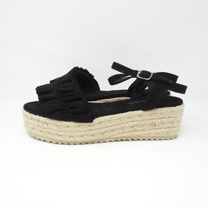ForeverFolie Ruffle Espadrillle Wedge Sandal NWOT